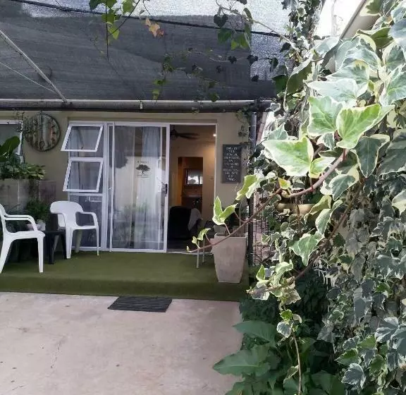 Majatalo The Oak Treehouse Bnb Queenstown