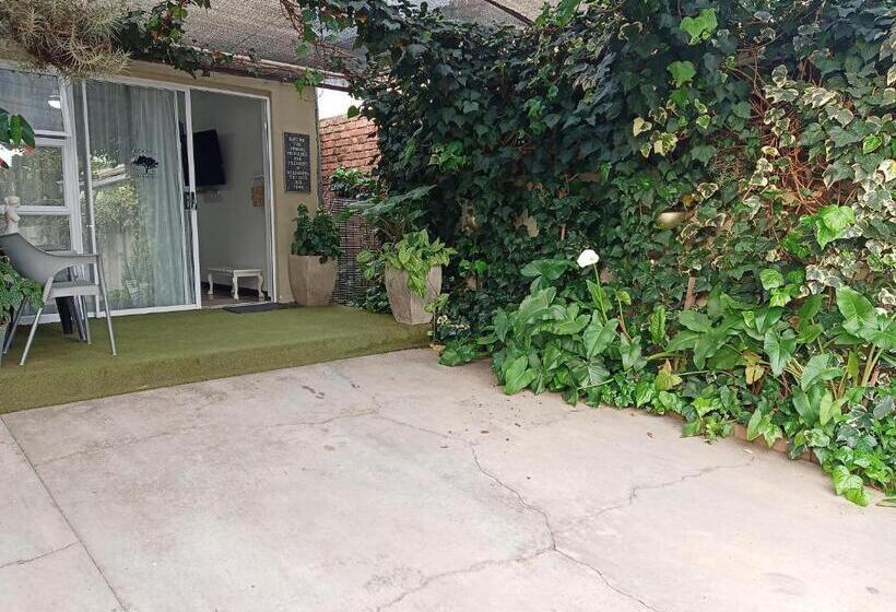 Pension The Oak Treehouse Bnb Queenstown