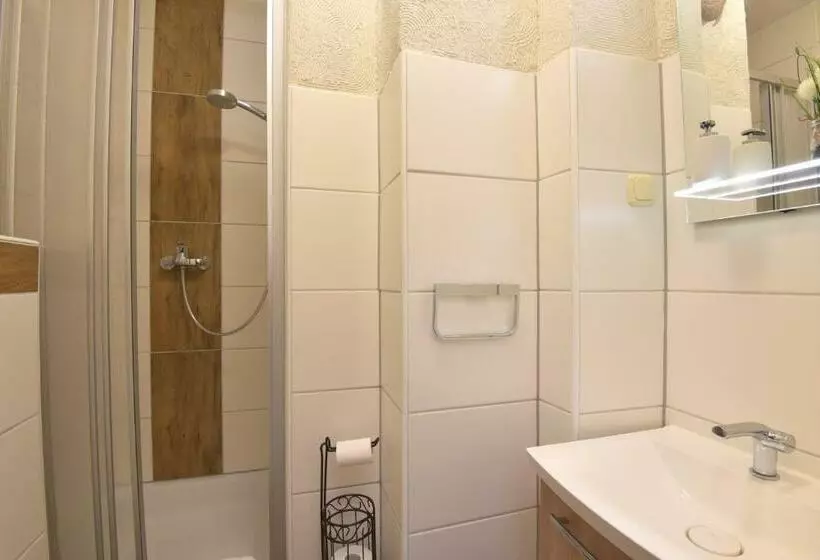 Majatalo Weisser Brunnen