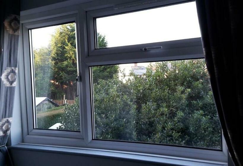 Bed and Breakfast Bed At Bowbridge, Centre Town