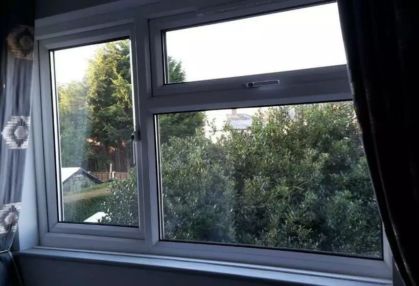 Aamiaismajoitus (B&B) Bed At Bowbridge, Centre Town