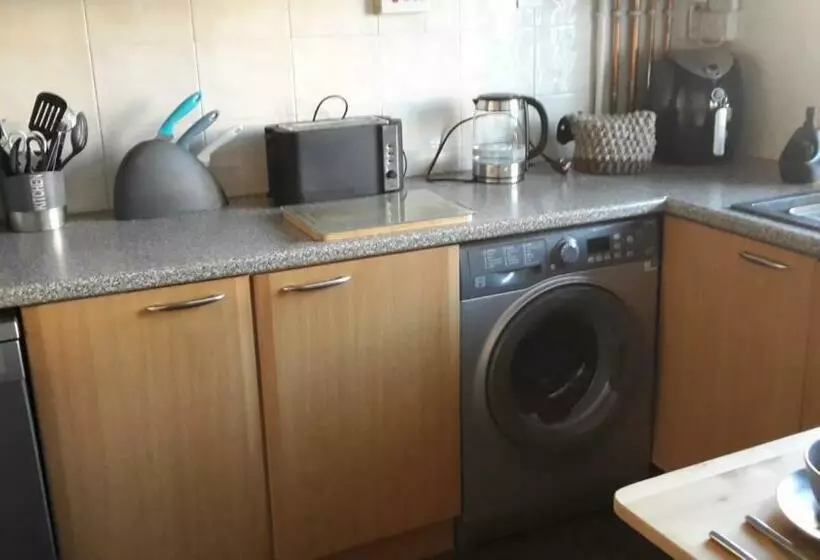 Aamiaismajoitus (B&B) Bed At Bowbridge, Centre Town