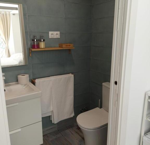 تختخواب و صبحانه Dudi S Peppers