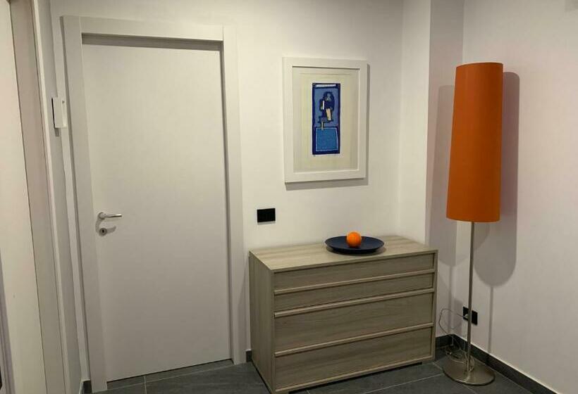 تختخواب و صبحانه P