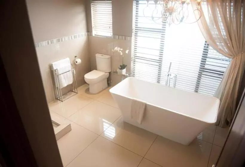 Hotelli Potch Manor Boutique Guest House