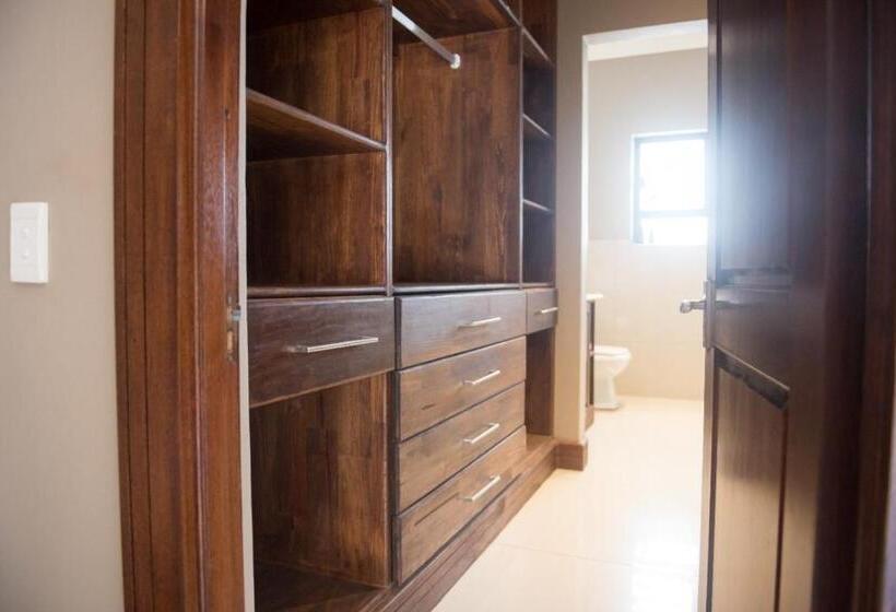 בית מלון כפרי Potch Manor Boutique Guest House