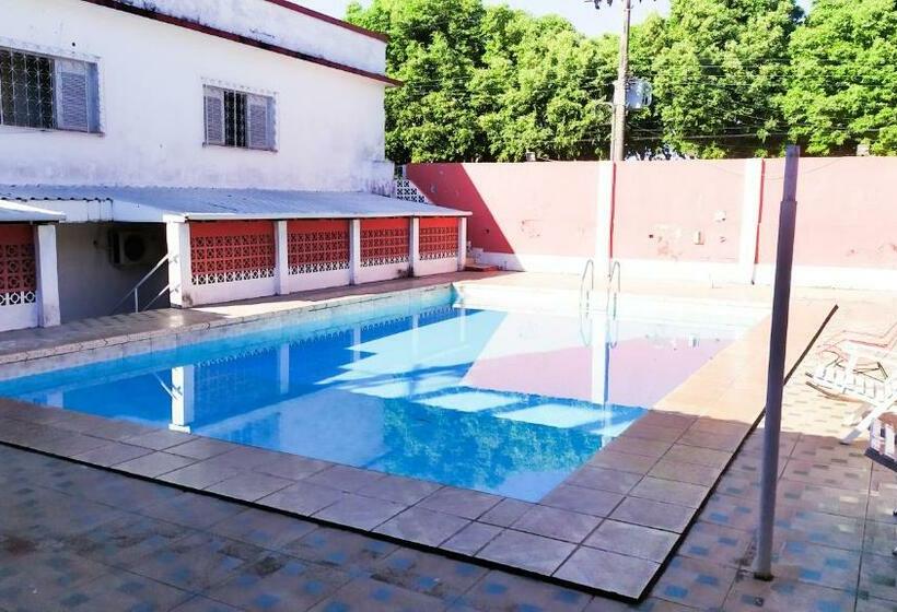 בית מלון כפרי Serpa