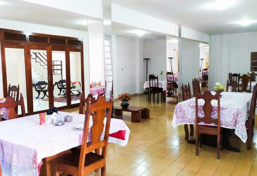 בית מלון כפרי Serpa