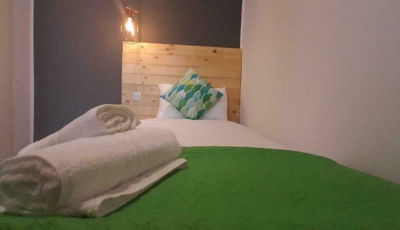 پانسیون Caro Boutique Guest House