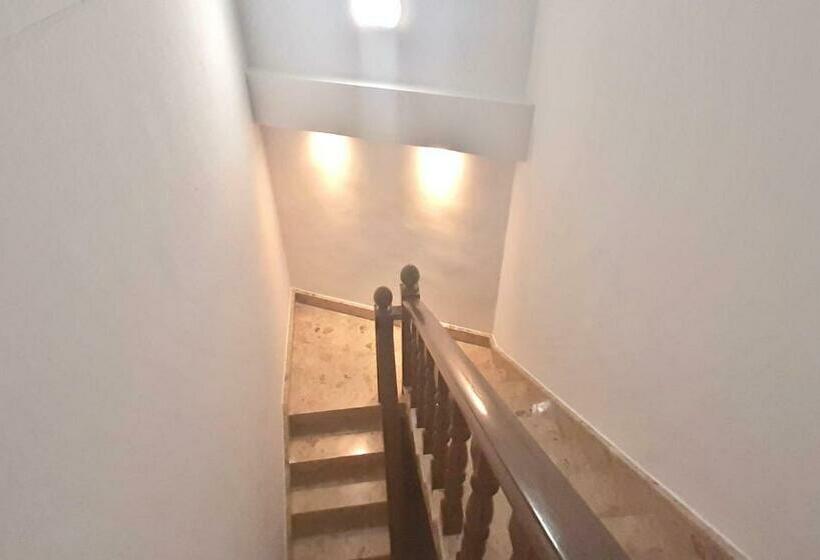 پانسیون Caro Boutique Guest House