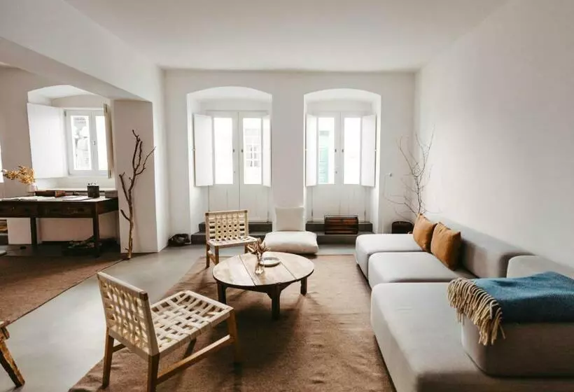 ペンション Casas Caiadas | Open House