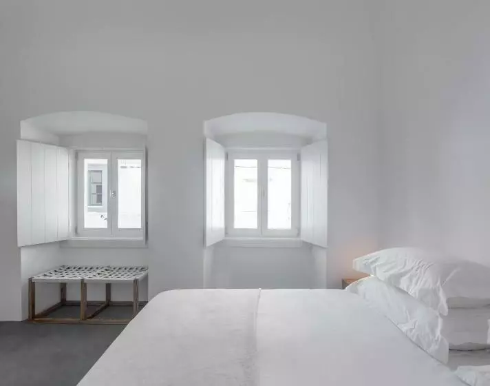 ペンション Casas Caiadas | Open House