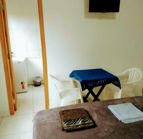 پانسیون Residencial Dona Duda