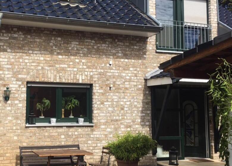 Schönste Lage Am Rhein In Unmittelbarer Stadtnähe, B & B