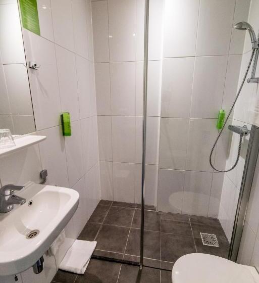 Hotelli Court Garden