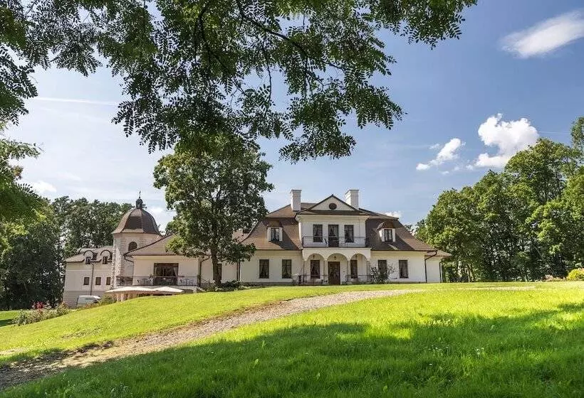 Dwór Kombornia Hotel&spa