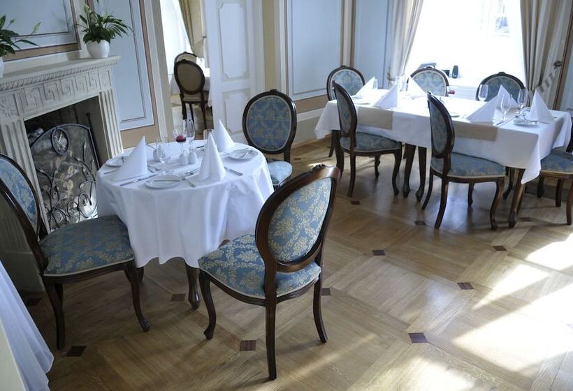 Dwór Kombornia Hotel&spa