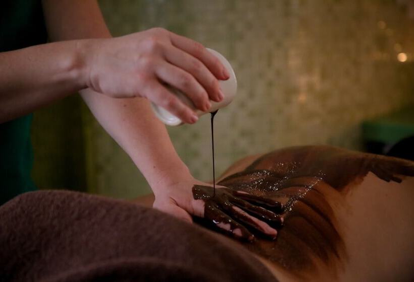 Dwór Kombornia Hotel&spa