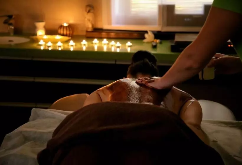 Dwór Kombornia Hotel&spa