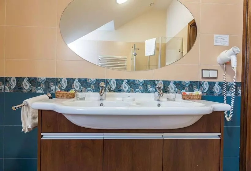 Dwór Kombornia Hotel&spa