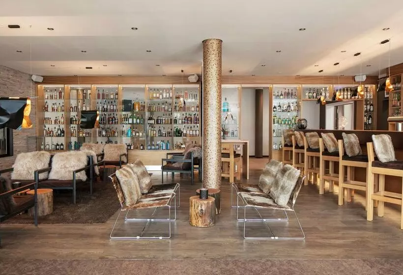 Отель Best Western Plus Io