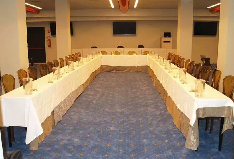 Grand Hotel Forlì
