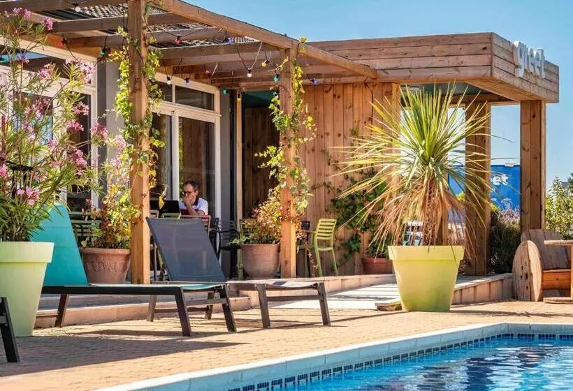 Greet Hotel Marseille Provence Aéroport