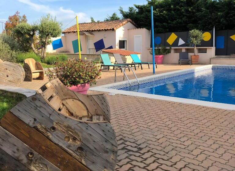 Greet Hotel Marseille Provence Aéroport