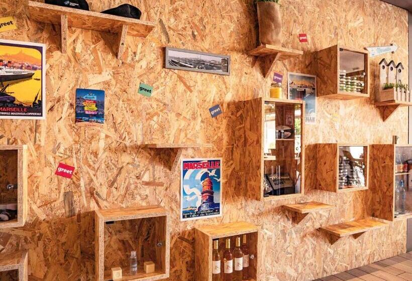 Greet Hotel Marseille Provence Aéroport