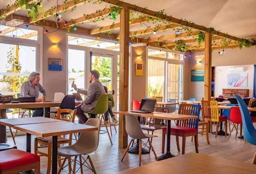 Greet Hotel Marseille Provence Aéroport