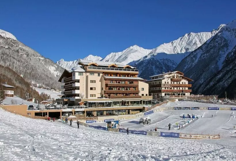 Hotelli Alpengasthof Grüner