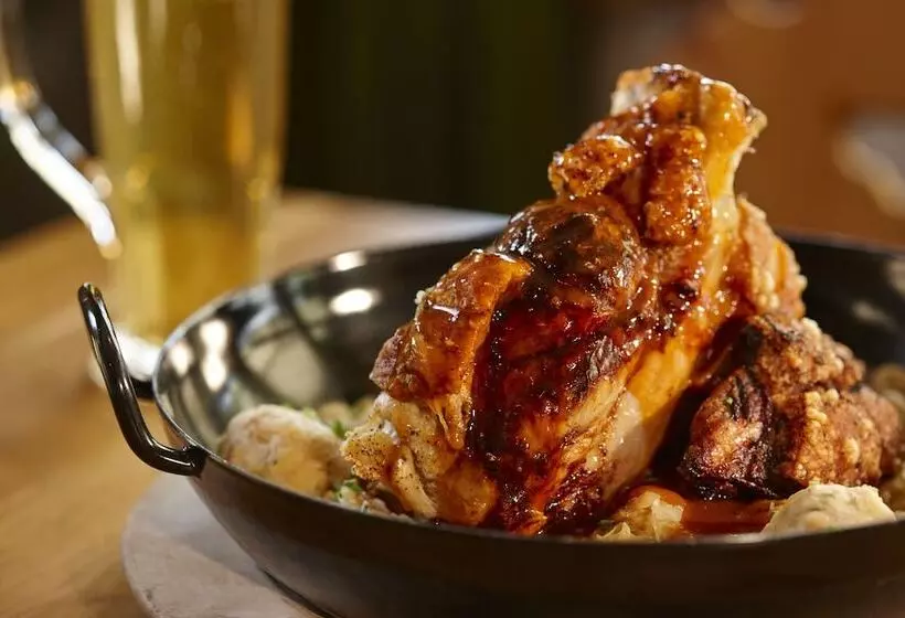 Hotelli Alpengasthof Grüner