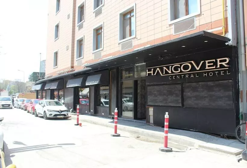 호텔 Hangover Central