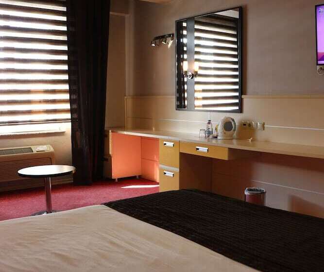 호텔 Hangover Central