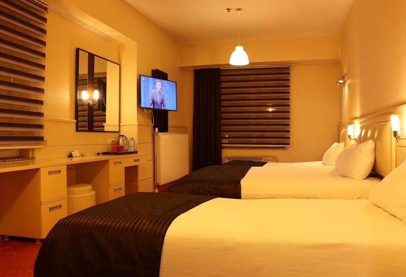 호텔 Hangover Central