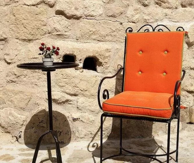 בית מלון כפרי Hezen Cave