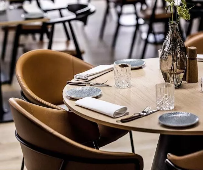 Отель Himmerland