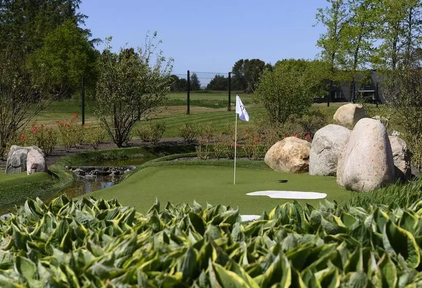 Отель Himmerland