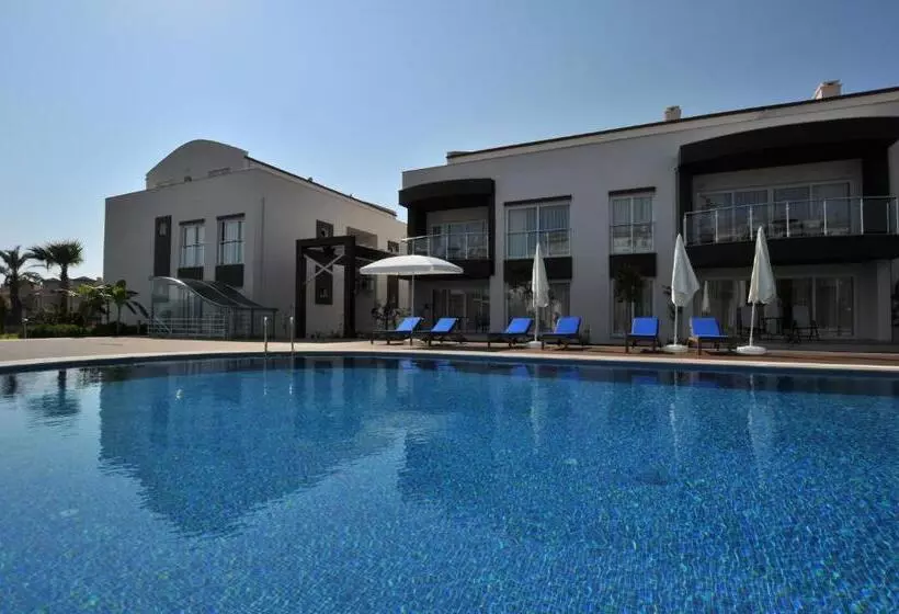 בית מלון כפרי Odyssey Residence Apartments