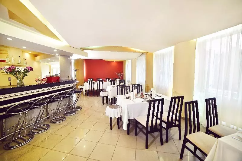 President By Timhotels