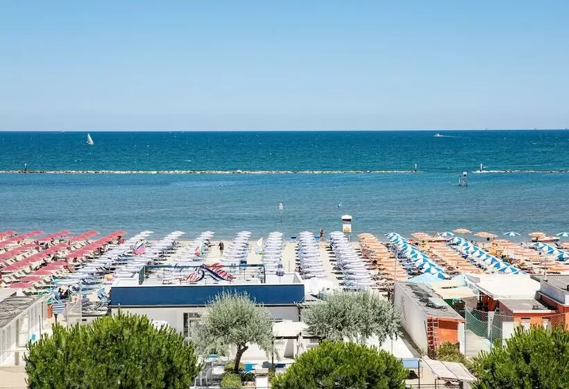 Hotel Promenade Universale