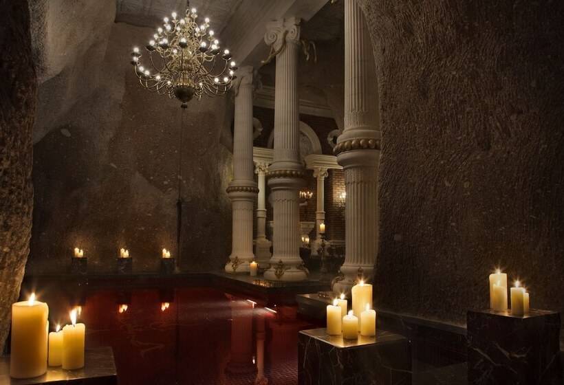 فندق Sacred House