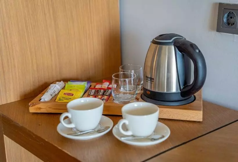 Moyo Luxury Boutique Hotel & Beach