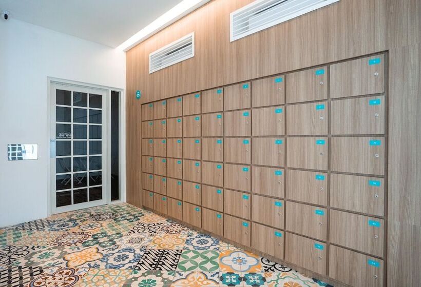 فندق صغير Bobopod Kota Lama, Semarang