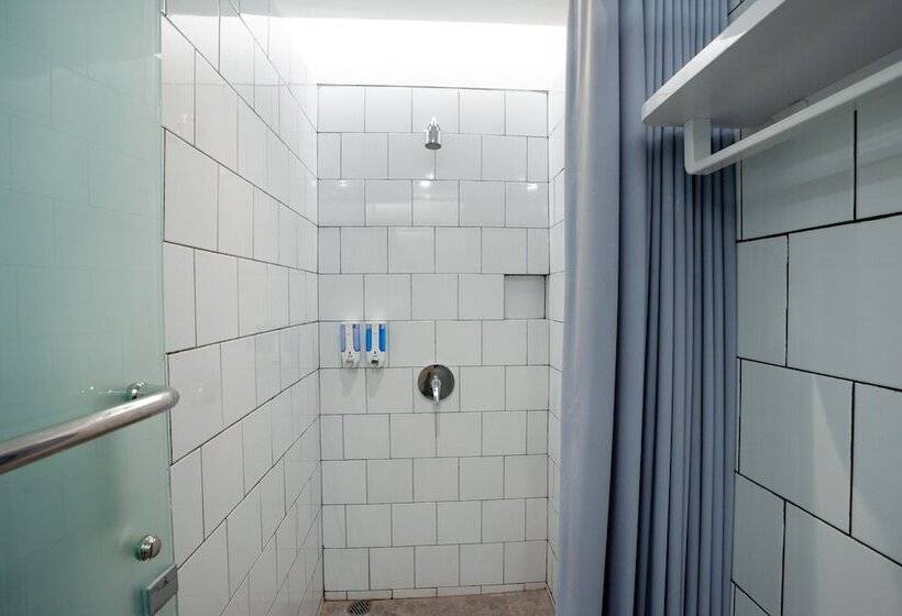 فندق صغير Bobopod Kota Lama, Semarang