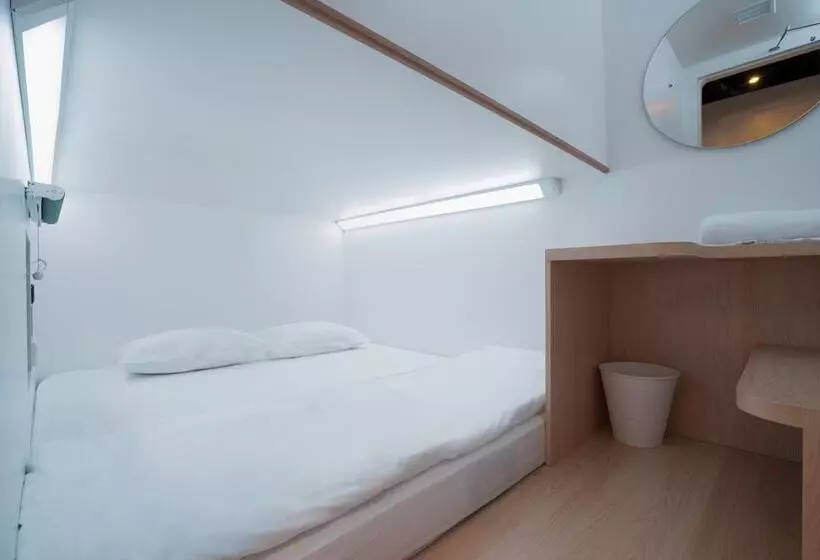 Herberge Bobopod Kota Lama, Semarang