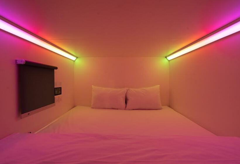 فندق صغير Bobopod Kota Lama, Semarang