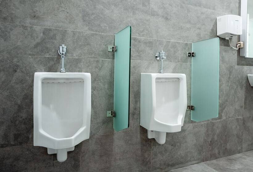 فندق صغير Bobopod Kota Lama, Semarang