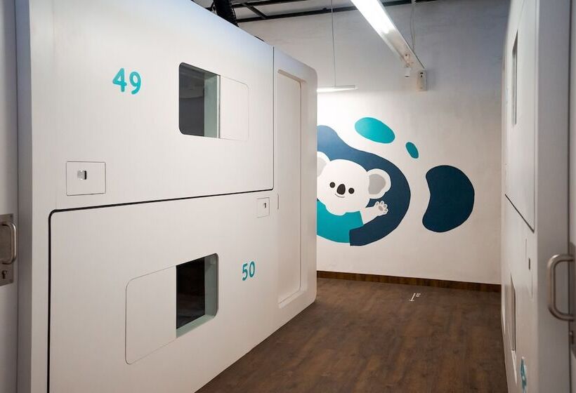 فندق صغير Bobopod Kota Lama, Semarang