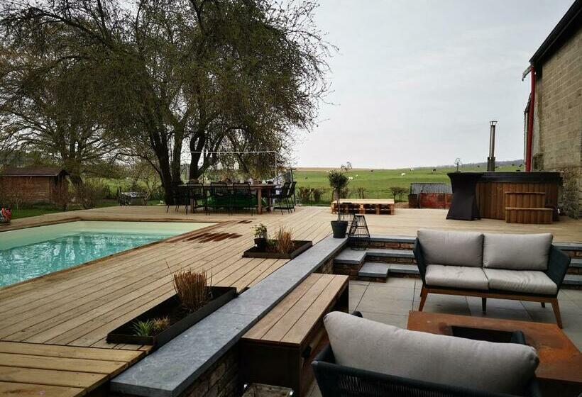 צימר Aura D épices